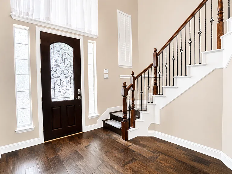4453 Red Barn Dr — Photo 2