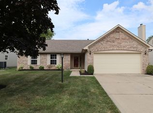 12838 Sovereign Ln, Fishers, IN 46038