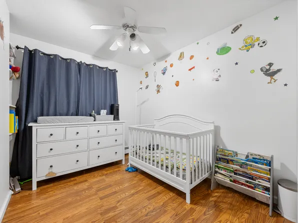 159 Seneca Avenue image 15 of 34