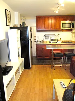 Rented by Veracity NYC LLC | media 26