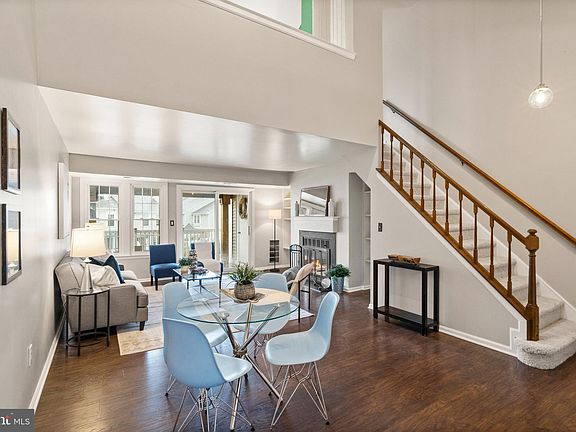 4th image of 3355 Lakeside View Dr #8-4