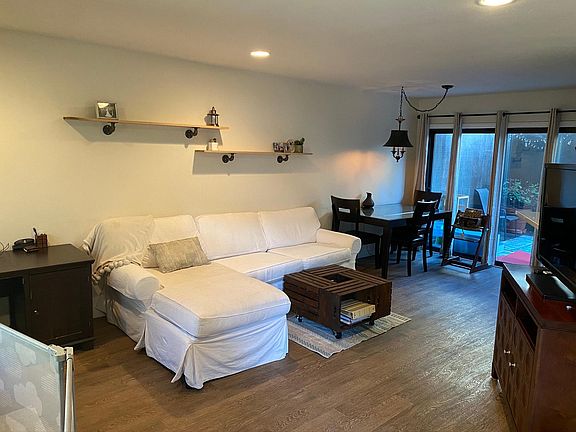 2nd image of 3885 Caminito Litoral Unit 232
