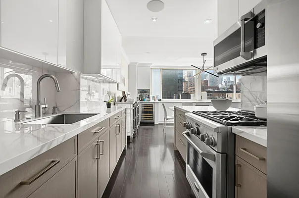 Sold by Corcoran | media 17