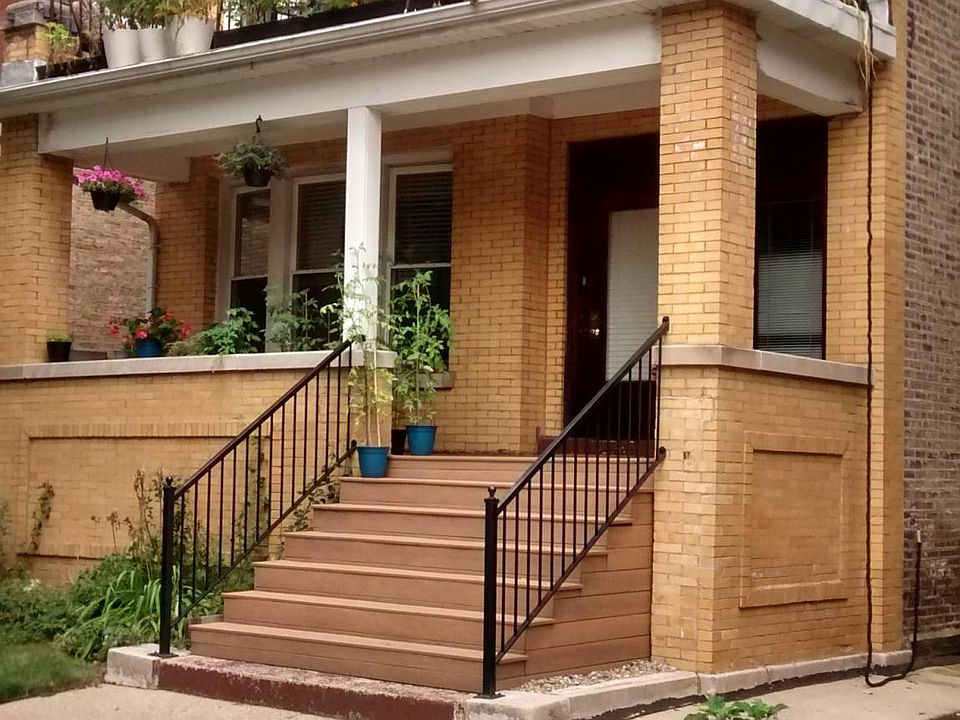 1st image of 1218 W Cornelia Ave #1