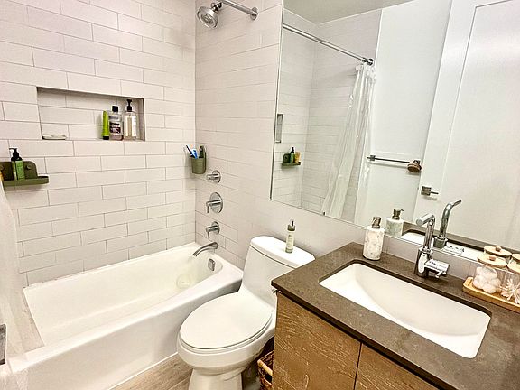 5th image of 201 E 86th St APT 10e