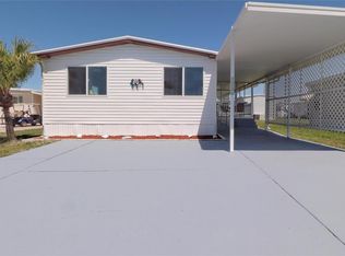 125 W Saint Johns Way, Apollo Beach, FL 33572