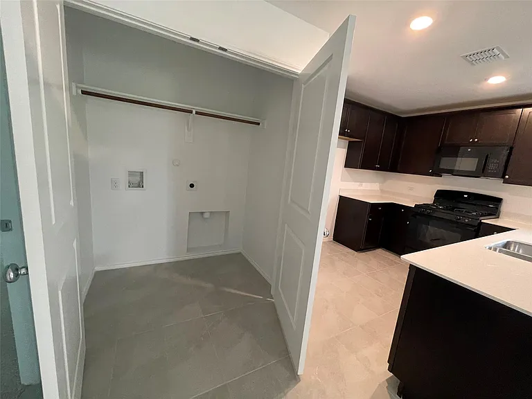 3721 Harper St — Photo 5