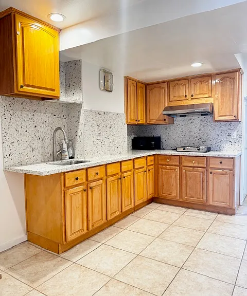 166 Nueva Ave #A — Photo 1