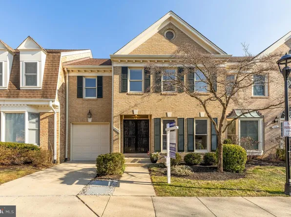 10135 Crestberry Pl, Bethesda, MD 20817