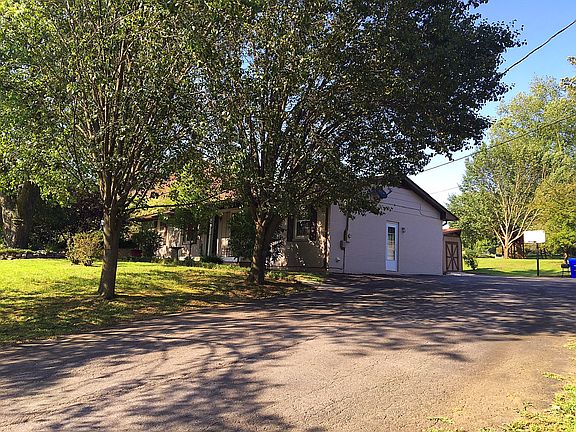 4th image of 200 Carmack Dr