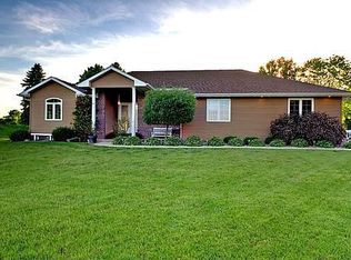 4941 County Road R, Oshkosh, WI 54902