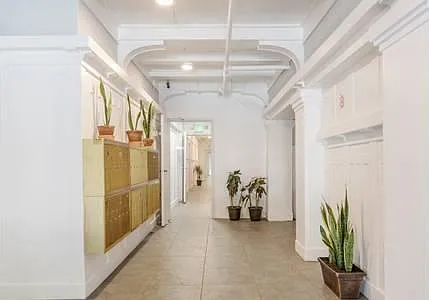 1420 S Flower St — Photo 16
