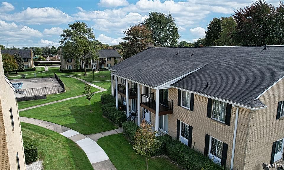 34700 Huntley Dr Sterling Heights, MI Zillow Apartments for Rent in