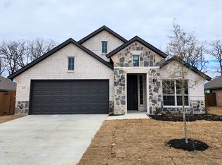 629 Begonia Dr, Azle, TX 76020