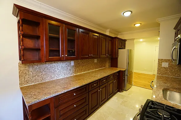 Sold by Anna Pinto Realty | media 4