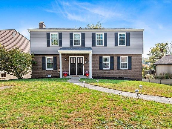 3rd image of 9254 Wedgewood Dr