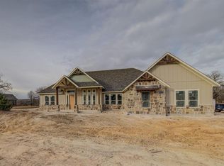 210 County Road 3451, Paradise, TX 76073