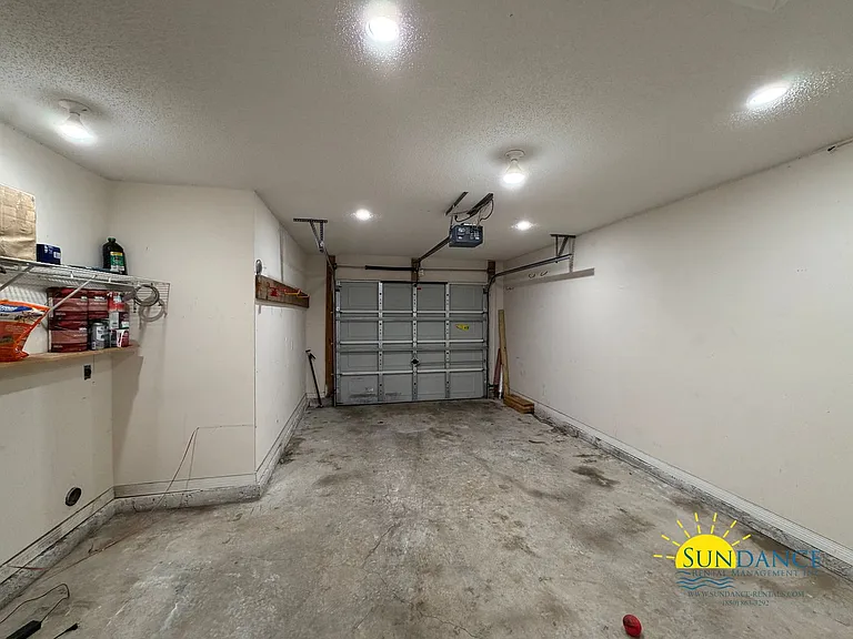 82 10th Ave — Photo 18