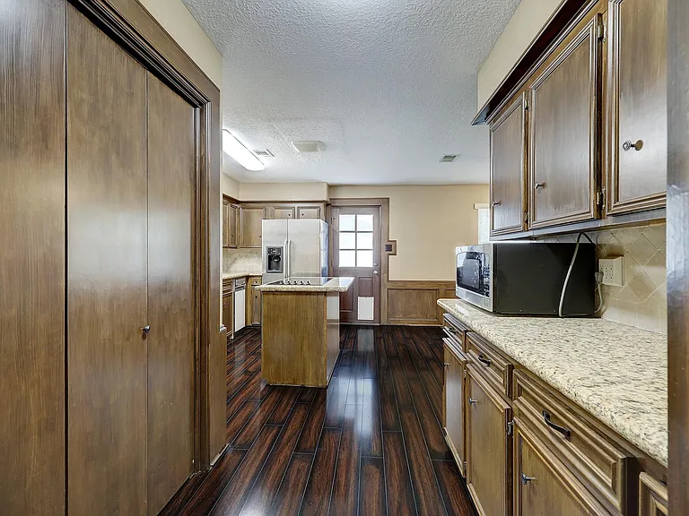 19906 Medicine Bow Dr — Photo 9