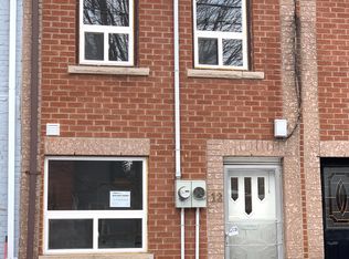 12 Mansfield Ave #201, Toronto, ON M6J 2B1