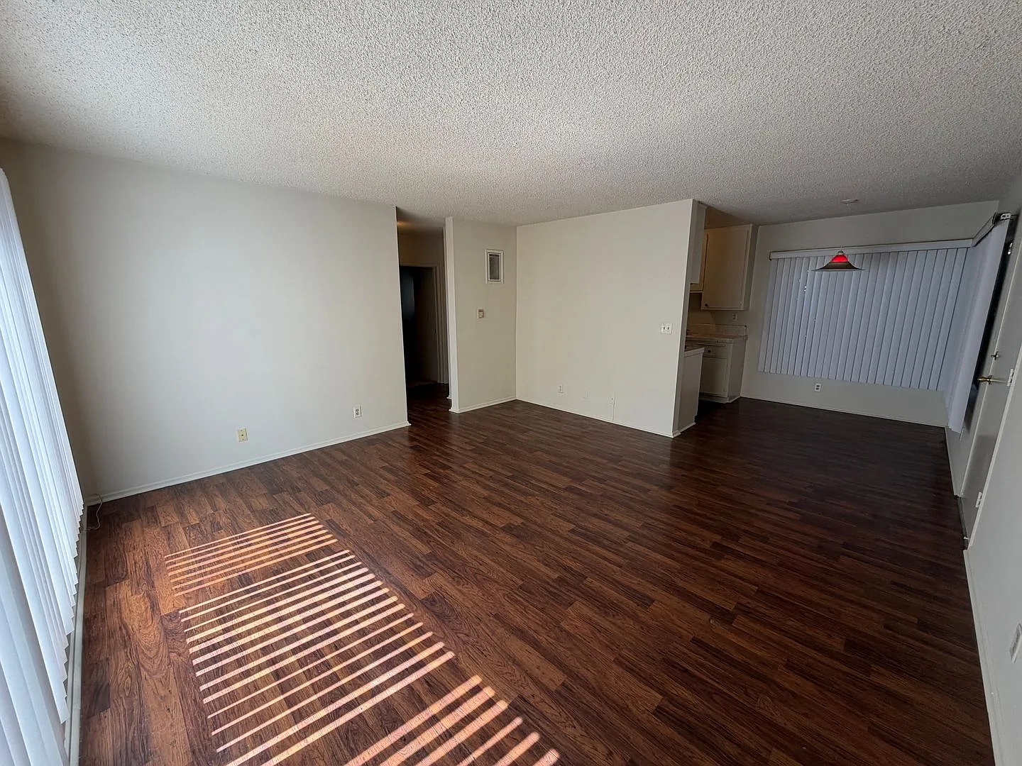 2627 10th Ct. — Photo 2