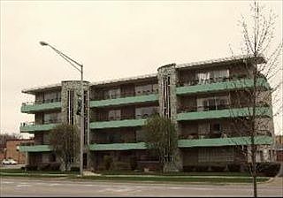 2nd image of 3140 W 99th St APT 1B