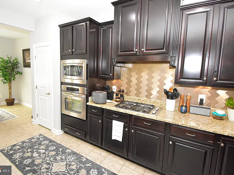21268 Park Grove Ter — Photo 19