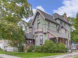 30 Hooker Ave, Poughkeepsie, NY 12601