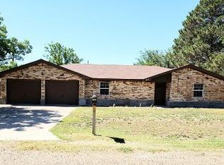 1407 Bandera Dr, Roscoe, TX 79545