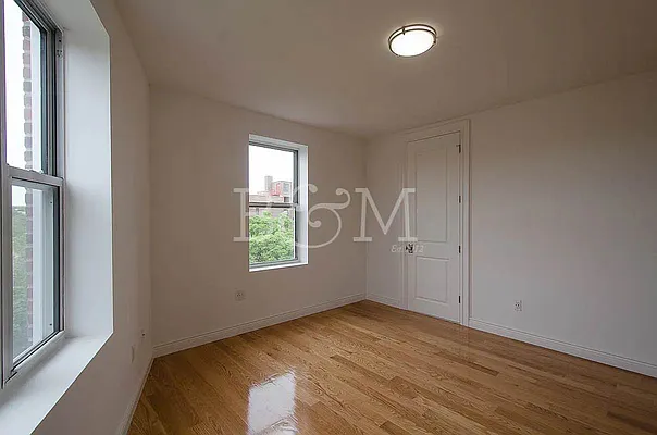 Rented by Brick&Mortar | media 22