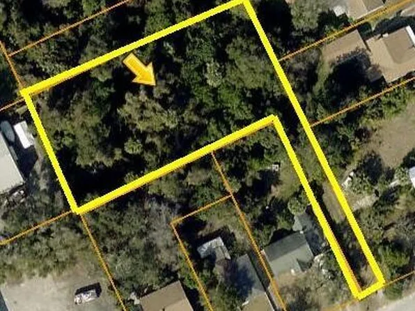 202 2nd St, Holly Hill, FL 32117