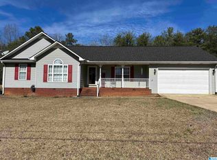 600 Southmoor Cir, Oxford, AL 36203