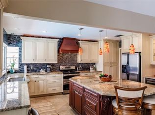 392 Pinehurst Cir, Naples, FL 34113