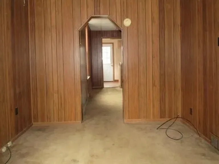 223 Searight Ave — Photo 5