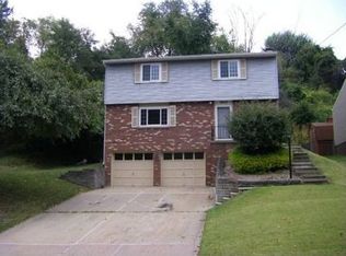 3057 Sebolt Rd, South Park, PA 15129