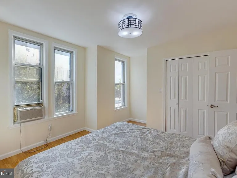 1102 Trinidad Ave NE — Photo 9