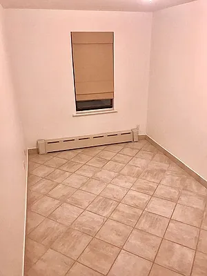 Rented by Voro, LLC | media 33