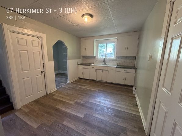 67 Herkimer St #3