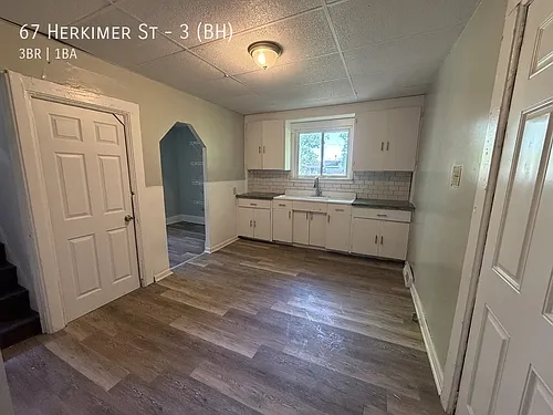 67 Herkimer St #3 Photo 1 67 Herkimer St #3 Photo 1