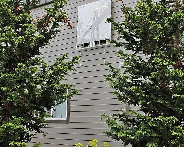 9222 N Lombard St — Photo 5