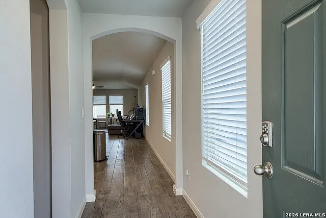 3 bed, 2.0 bath, 1774 sqft, $1,700 — Photo 4