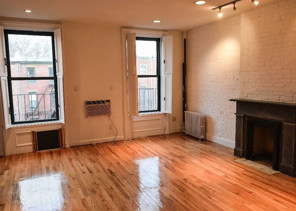 2nd image of 195A Washington Park APT 7