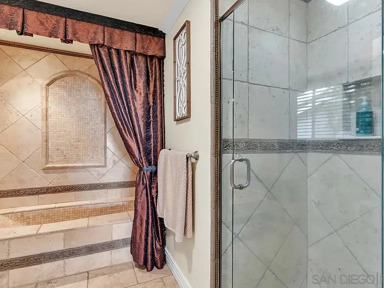 6322 Bernadette Ln — Photo 16