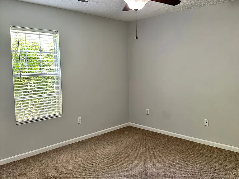 102 Hammett Grove Ln #102 — Photo 14