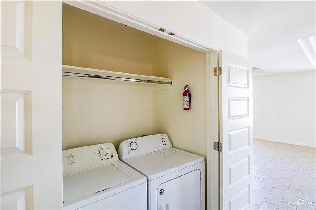 1 bed, 1.0 bath, 950 sqft, $900 — Photo 4
