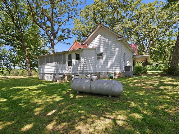 5th image of 13570 Caraline Ln #119
