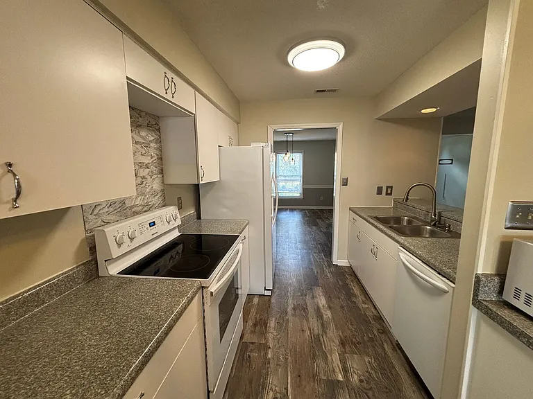 5405 Beretta Way — Photo 13