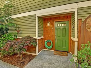 813 NW 97th St #A, Seattle, WA 98117