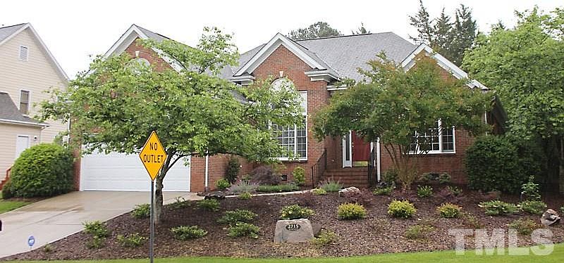 1st image of 2715 Ashland Dr