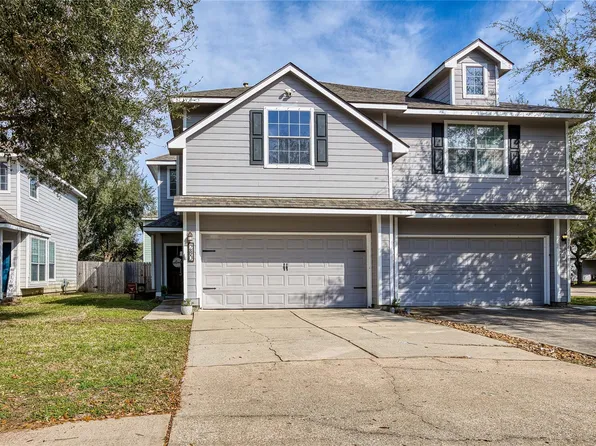 280 Brandy Ridge Ln, Dickinson, TX 77539